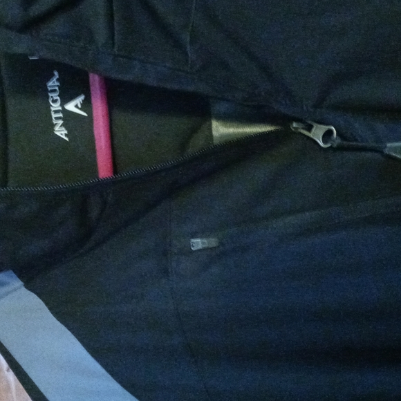 San Francisco Giants Windbreaker - Picture 2 of 2